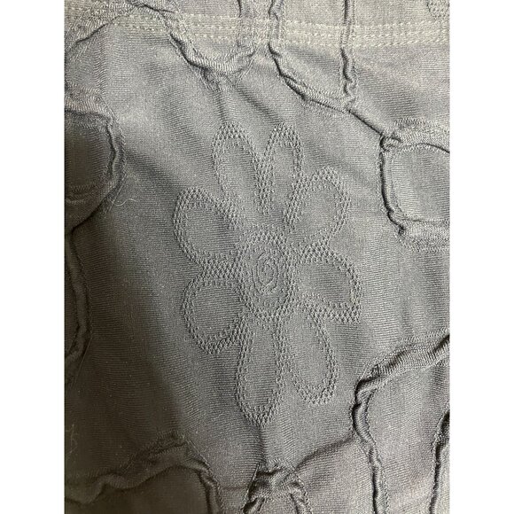 Haystacks Black Floral Embroidered Skirt Women's Large Whimsigoth Witchy Y2K - Picture 3 of 10